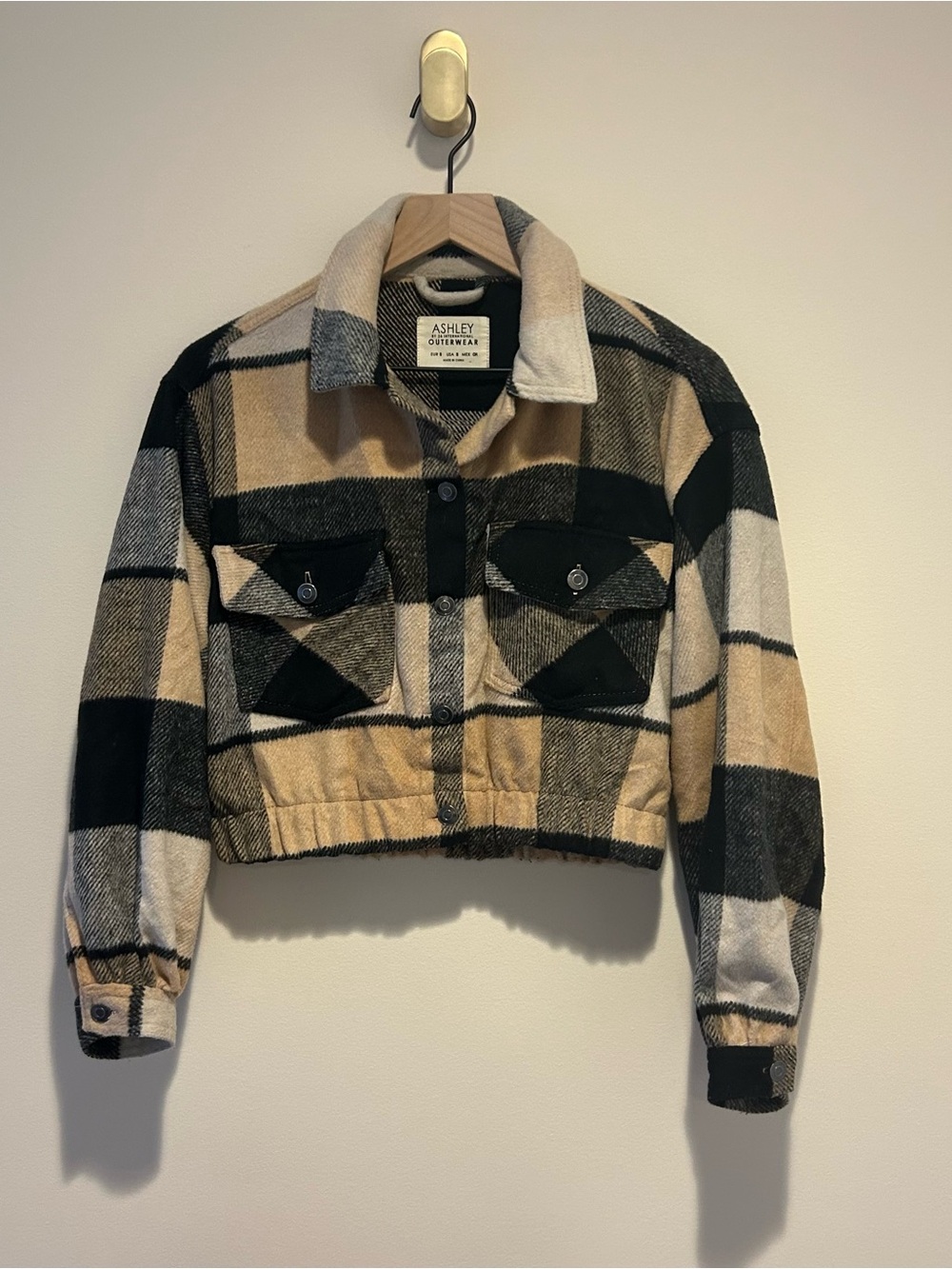 Ashley By 26 International Plaid Cropped Shacket - Black, Tan & Cream - Picture 2 of 8